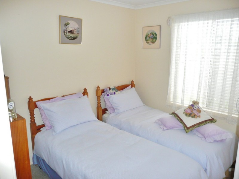 4 Lawver Crescent, Lake Munmorah NSW 2259