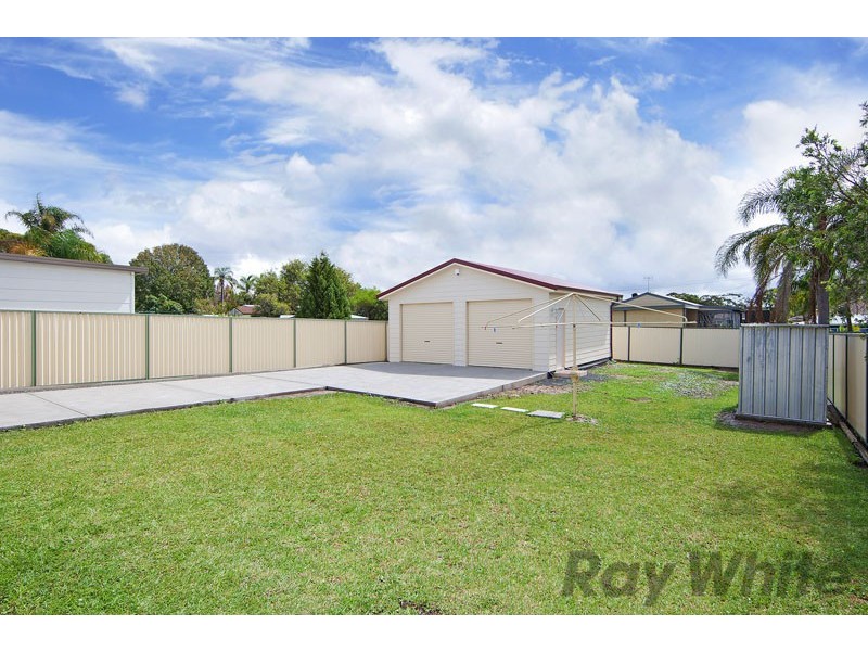 15 Koorana Avenue, Gorokan NSW 2263