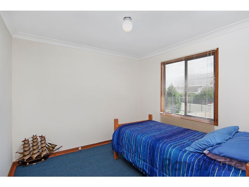 15 Koorana Avenue, Gorokan NSW 2263