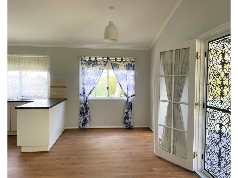 13a Tosca Drive, Gorokan NSW 2263