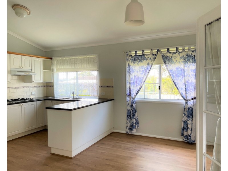 13a Tosca Drive, Gorokan NSW 2263