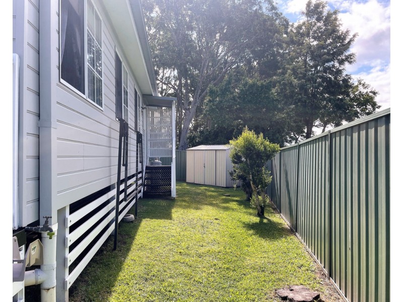 13a Tosca Drive, Gorokan NSW 2263
