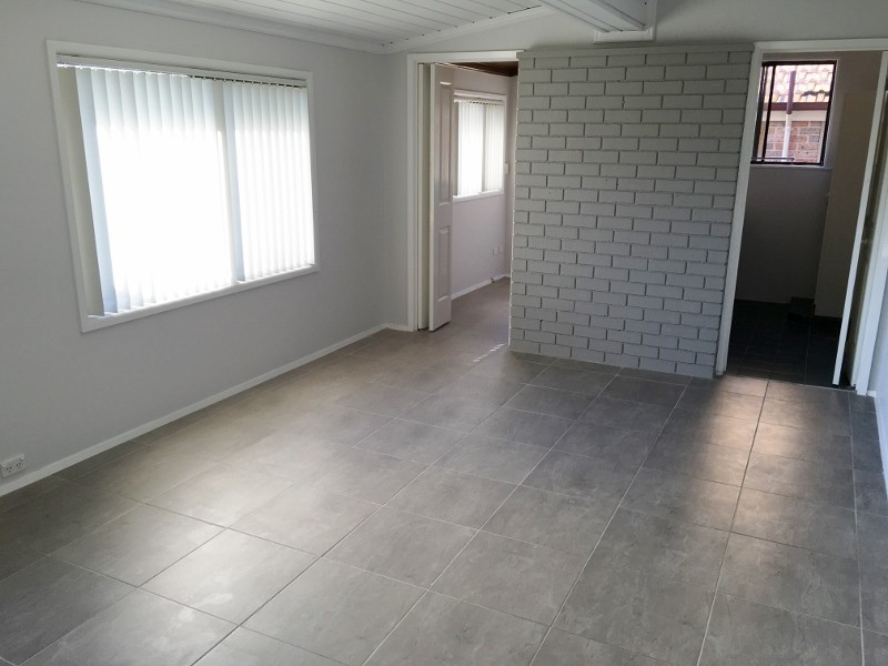 31 Jetty Avenue, Charmhaven NSW 2263