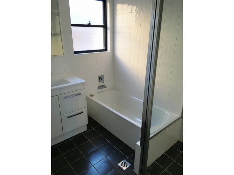 31 Jetty Avenue, Charmhaven NSW 2263