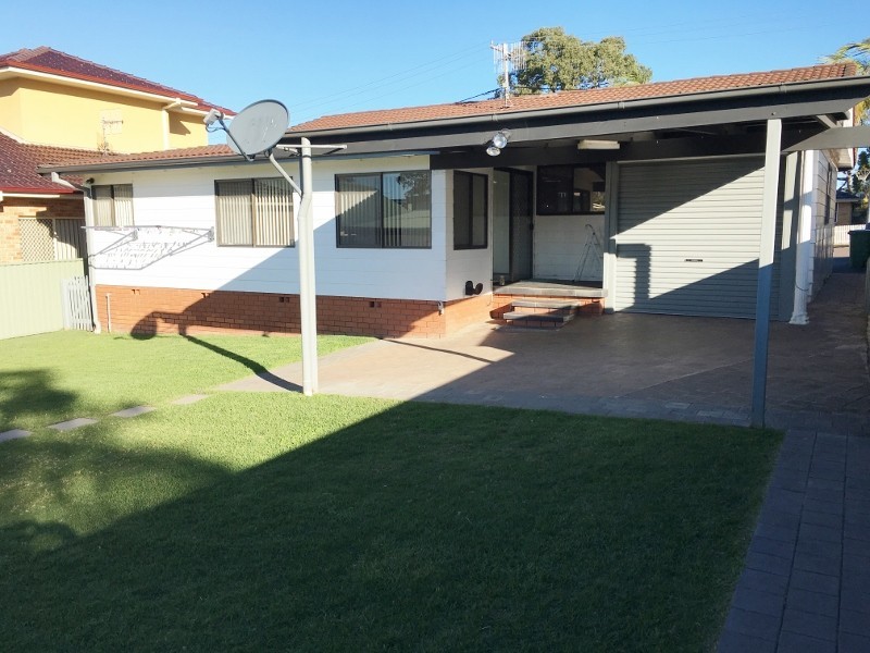 31 Jetty Avenue, Charmhaven NSW 2263