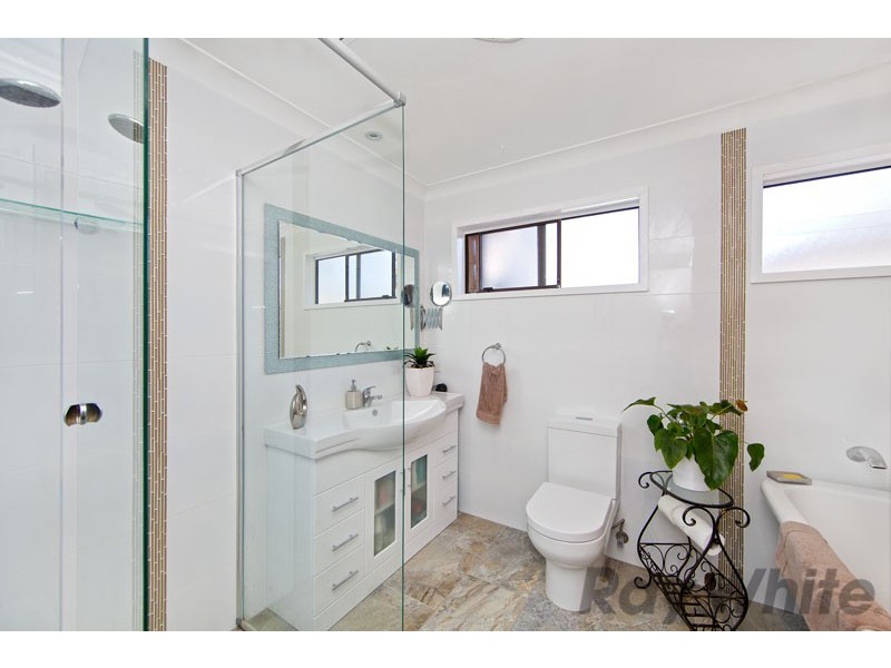 6 Taloma Street, Gorokan NSW 2263