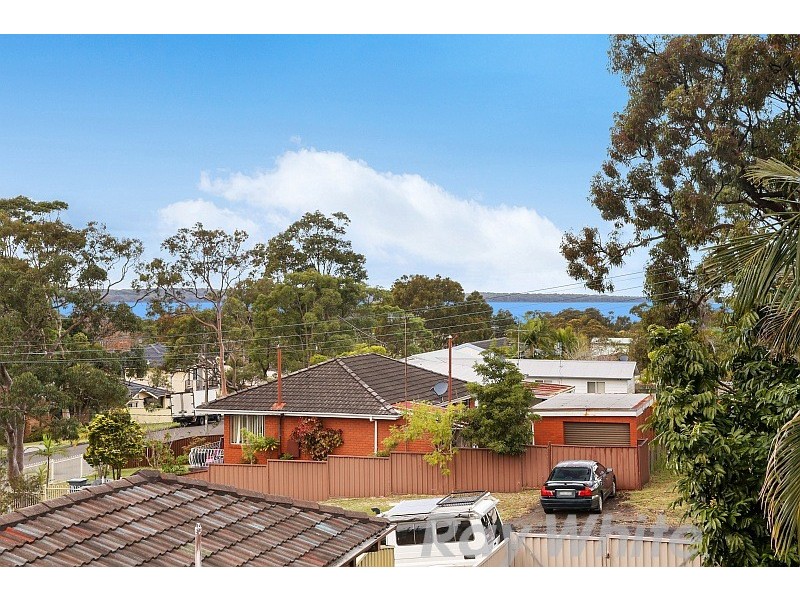 184 Wallarah Road, Gorokan NSW 2263