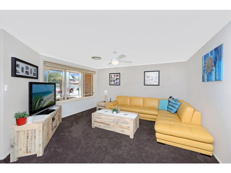 3 Rosemount Avenue, Lake Munmorah NSW 2259