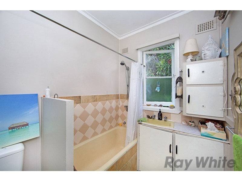 224 Wallarah Road, Gorokan NSW 2263