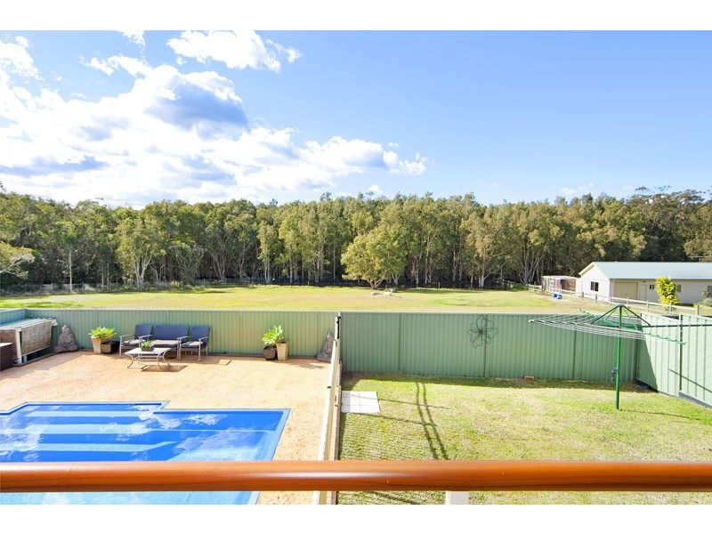 59 Elizabeth Bay Drive, Lake Munmorah NSW 2259