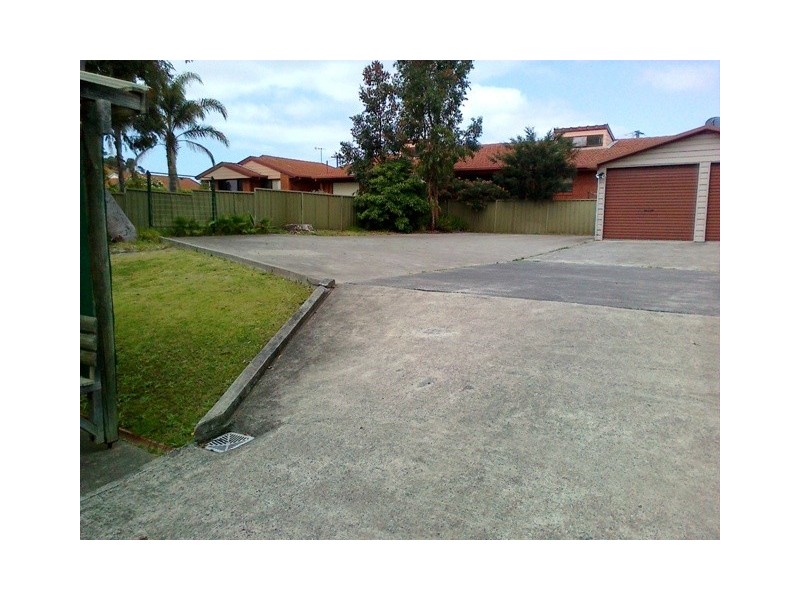 74 Goobarabah Avenue, Lake Haven NSW 2263