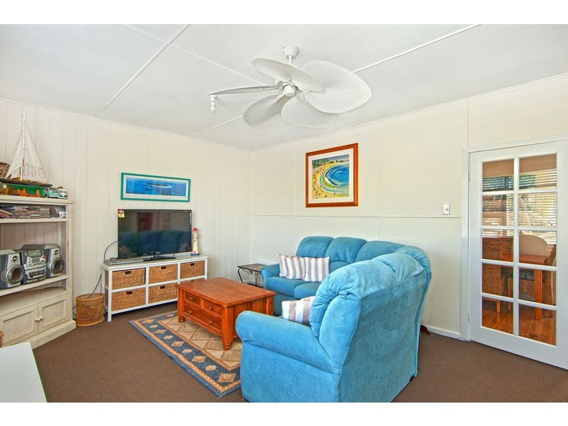 6 Barker Ave, San Remo NSW 2262