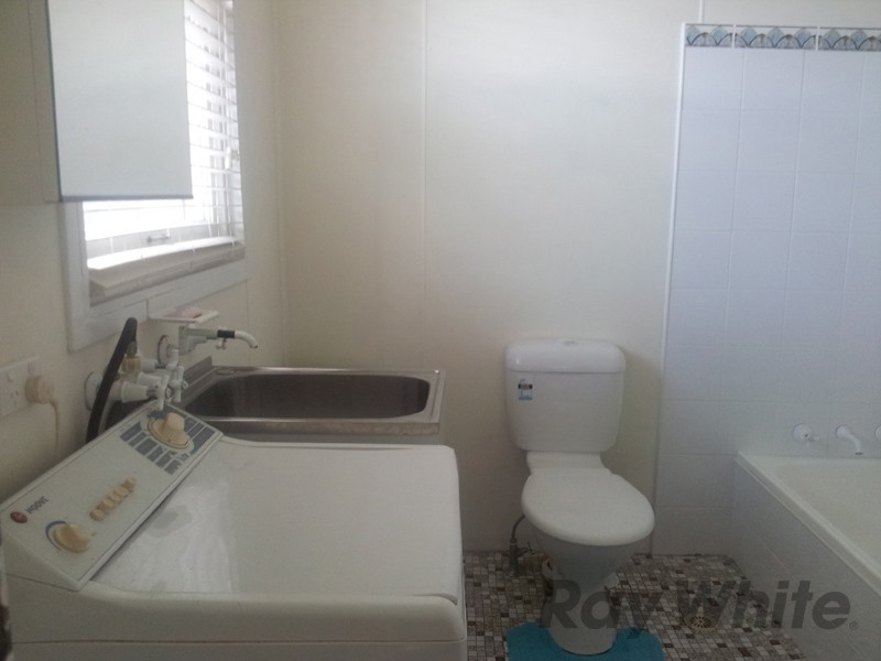 6 Barker Ave, San Remo NSW 2262