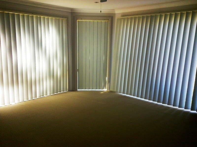 2/2-4 Lake Street, Budgewoi NSW 2262