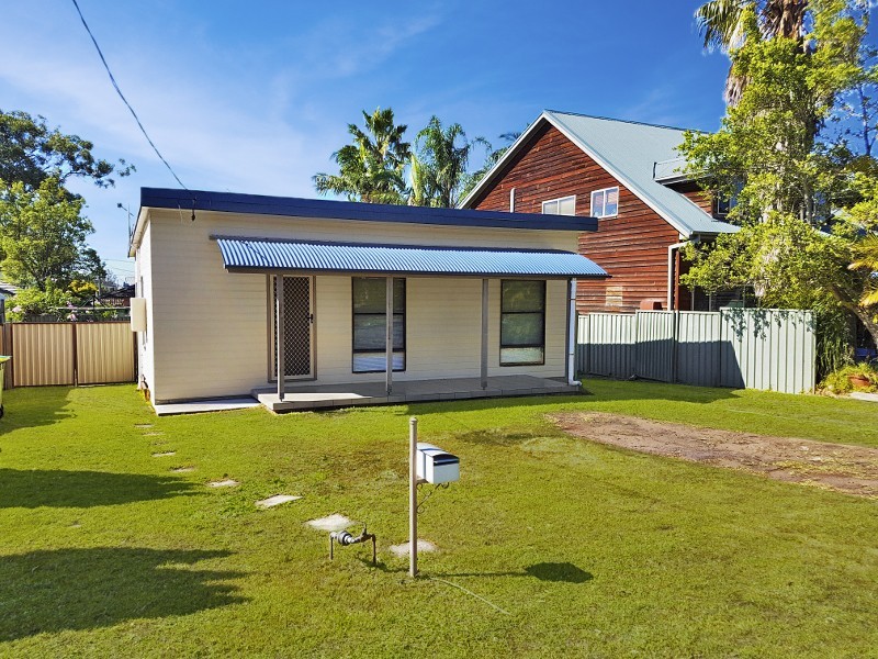 25a Vena Ave, Gorokan NSW 2263
