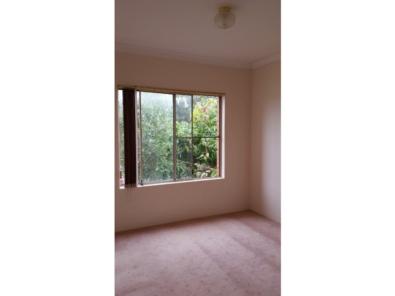 2/9 Diamond Head Dr, Budgewoi NSW 2262