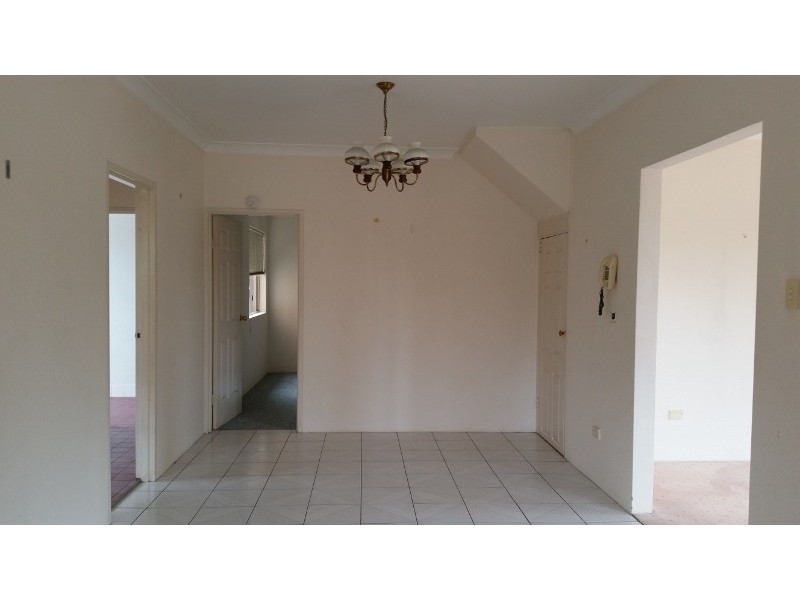 2/9 Diamond Head Dr, Budgewoi NSW 2262