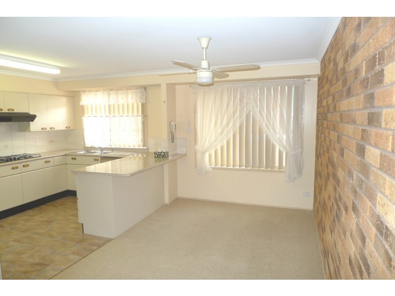 104 Gorokan Drive, Lake Haven NSW 2263