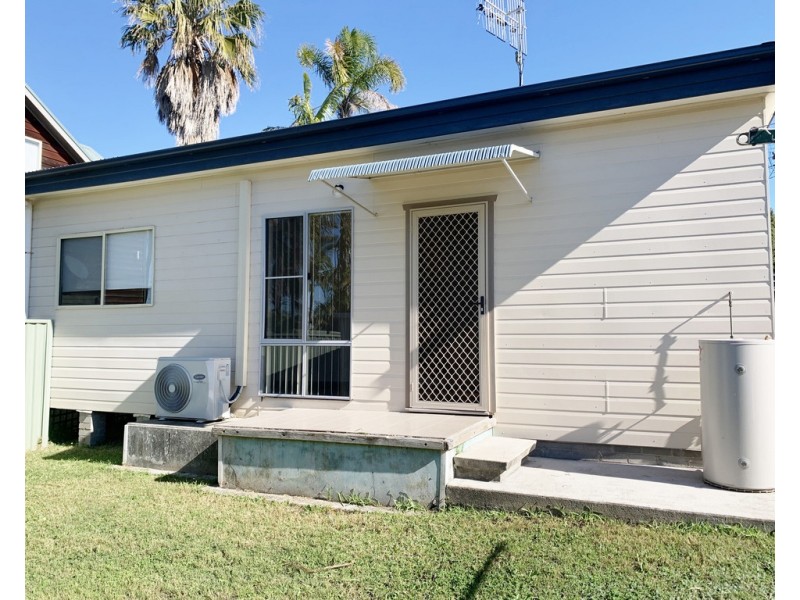 25a Vena Ave, Gorokan NSW 2263