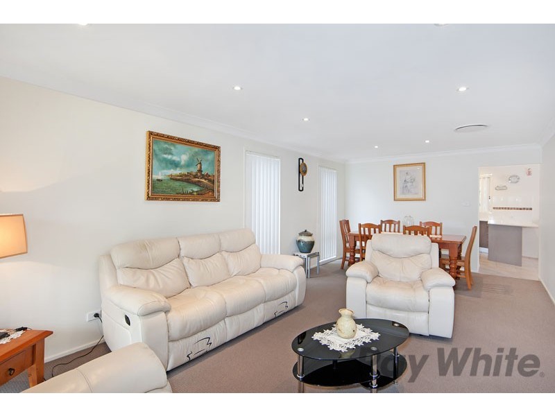 127 Orchid Way, Wadalba NSW 2259