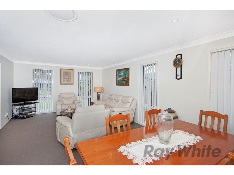 127 Orchid Way, Wadalba NSW 2259