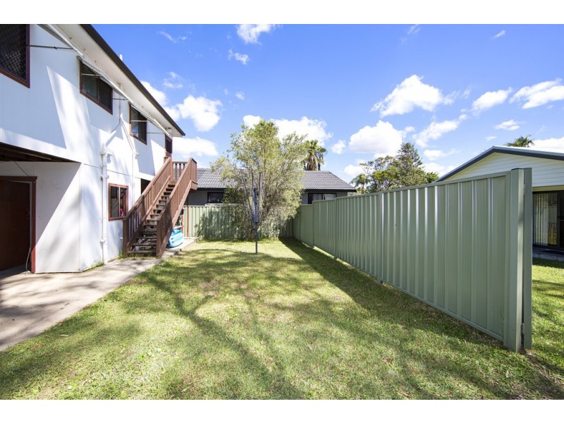 25 Ourringo Avenue, Lake Haven NSW 2263