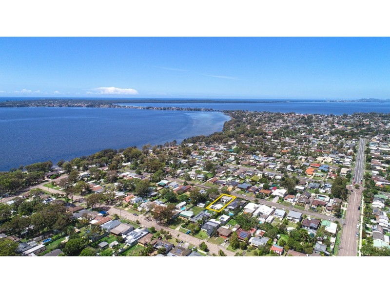 25 Ourringo Avenue, Lake Haven NSW 2263