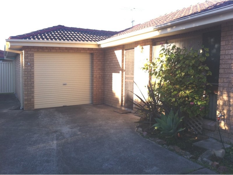 2/17 Westbrook Parade, Gorokan NSW 2263