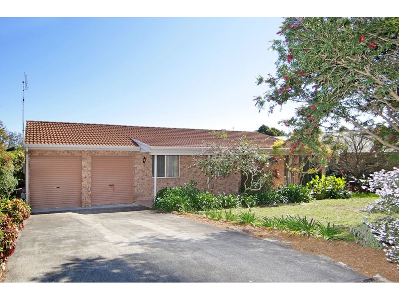 12 Bishop Street, Lake Haven NSW 2263