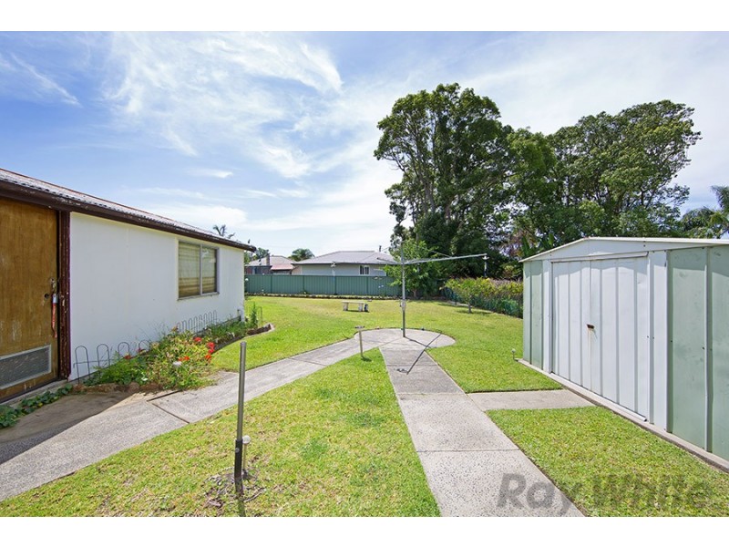 19 Athol Street, Toukley NSW 2263