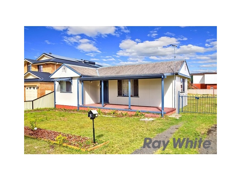 8 Athol Street, Toukley NSW 2263