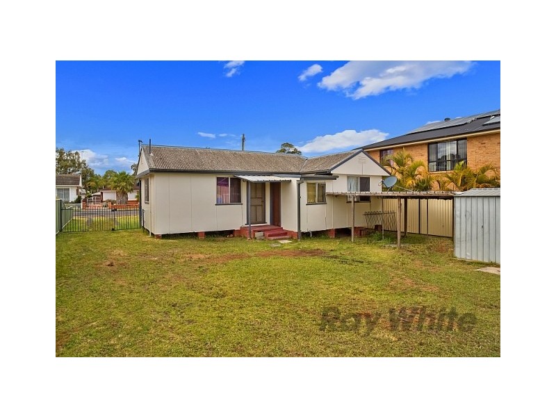 8 Athol Street, Toukley NSW 2263