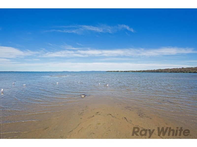 18 Balmoral Drive, Gorokan NSW 2263