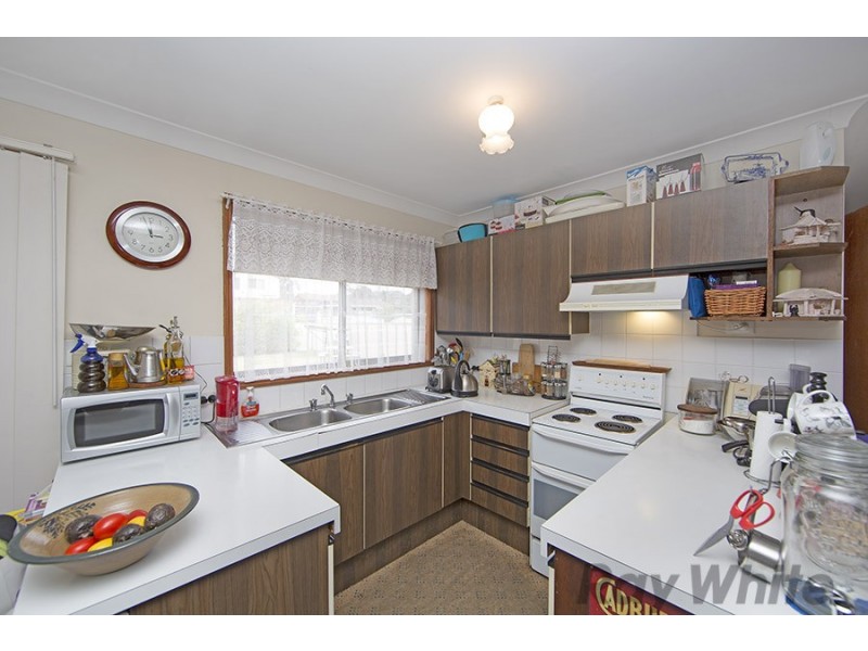 18 Balmoral Drive, Gorokan NSW 2263