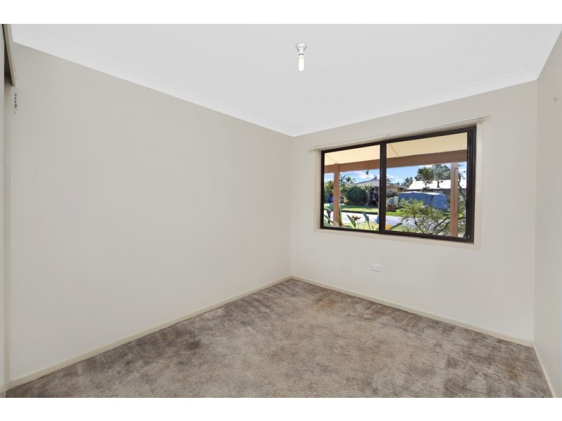 15 Chisholm Avenue, Lake Munmorah NSW 2259