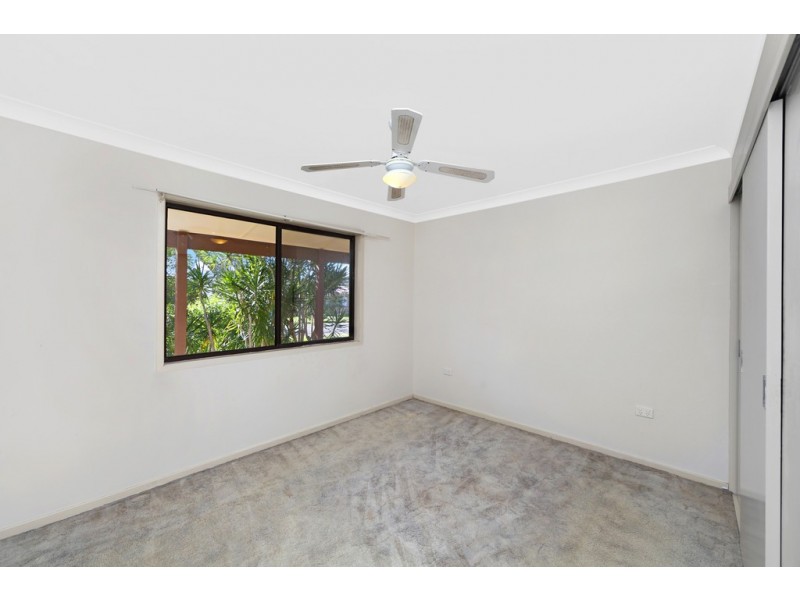 15 Chisholm Avenue, Lake Munmorah NSW 2259