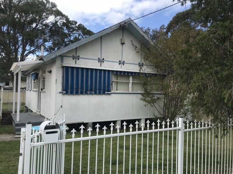 37 Dalnott Road, Gorokan NSW 2263