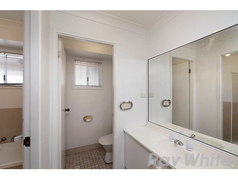 3 Emma Close, Lake Haven NSW 2263