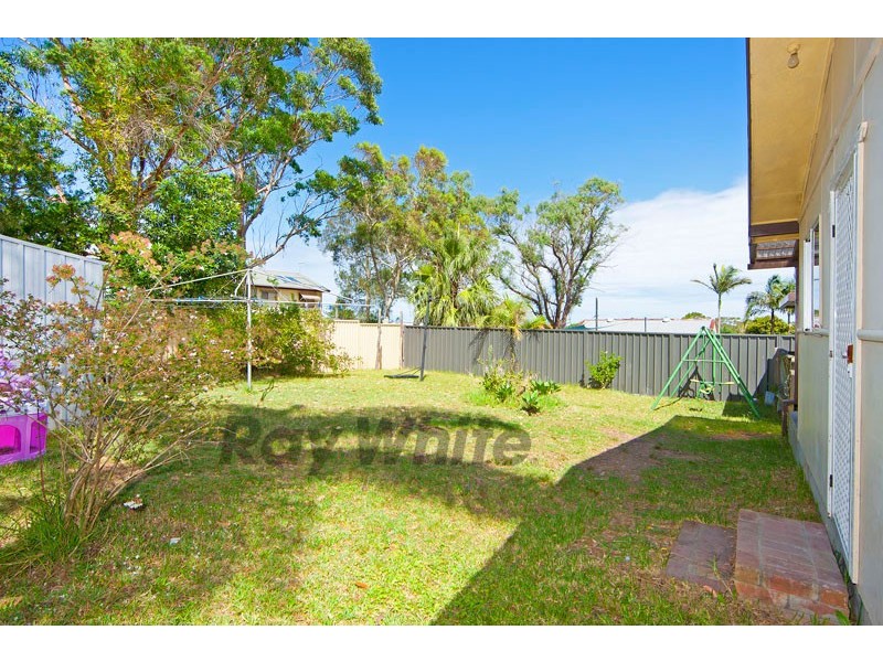 109 Emu Drive, San Remo NSW 2262