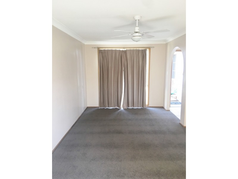 21 Glading Close, Lake Haven NSW 2263