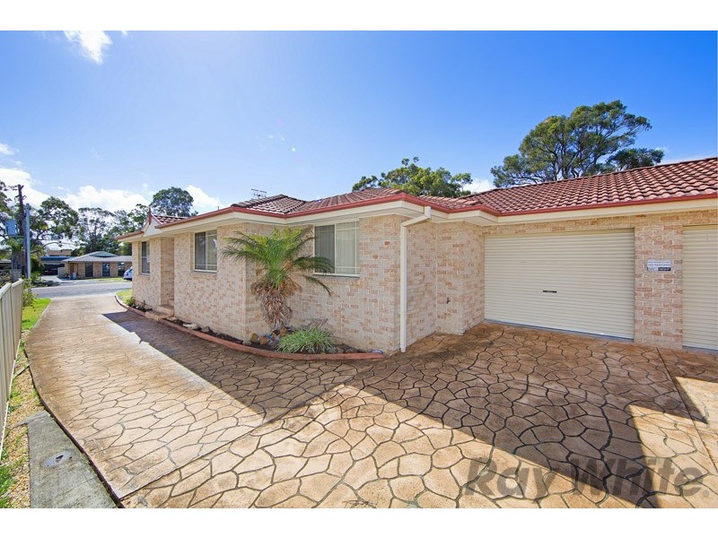 1/30 Goobarabah Avenue, Gorokan NSW 2263