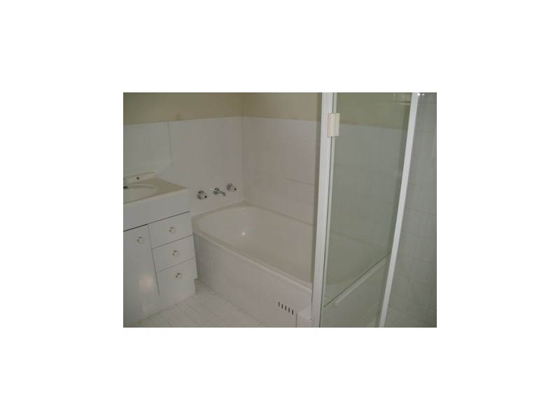 39 Goobarabah Ave, Lake Haven NSW 2263