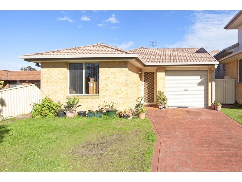 77 Gorokan Drive, Lake Haven NSW 2263