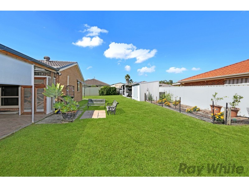 3 Grady Close, Blue Haven NSW 2262