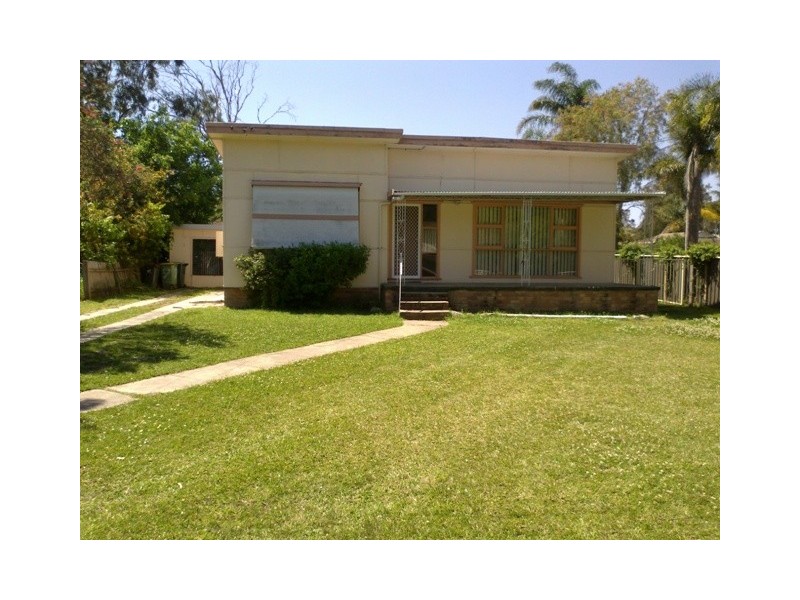 9 Howelston Road, Gorokan NSW 2263
