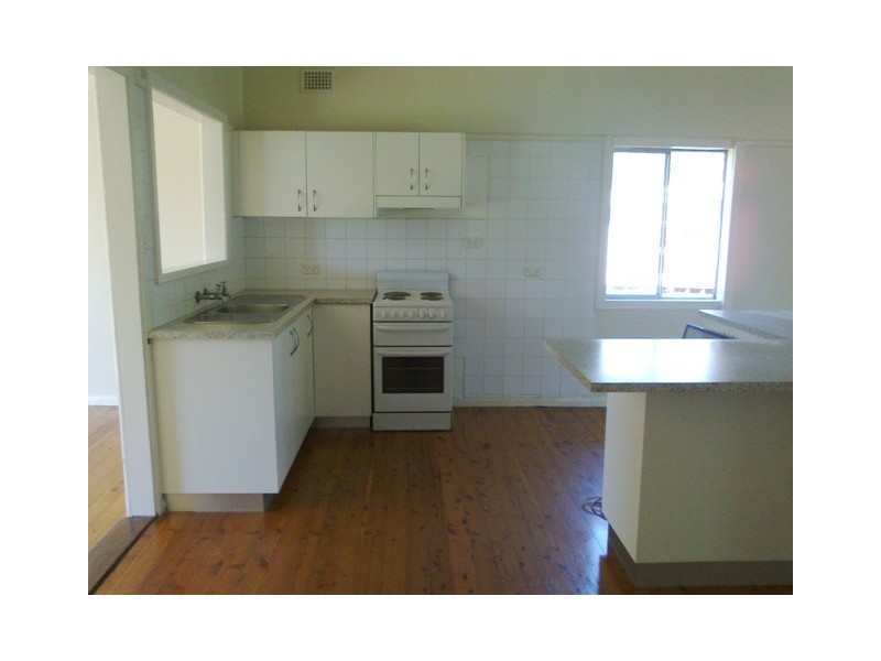 9 Howelston Road, Gorokan NSW 2263