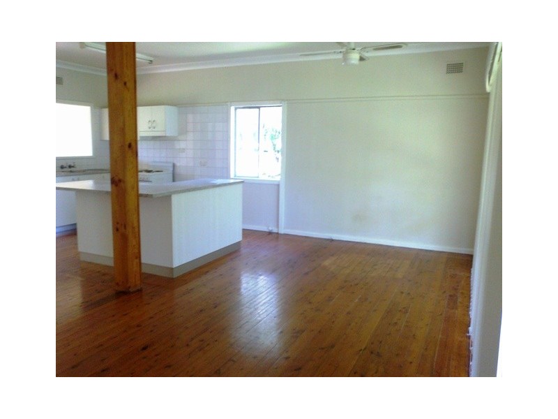 9 Howelston Road, Gorokan NSW 2263