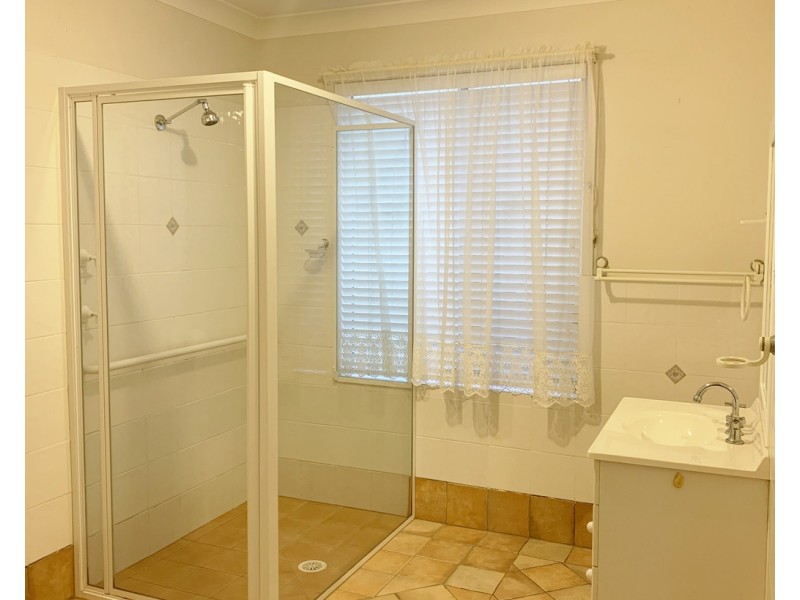 64 Ocean View Road, Gorokan NSW 2263