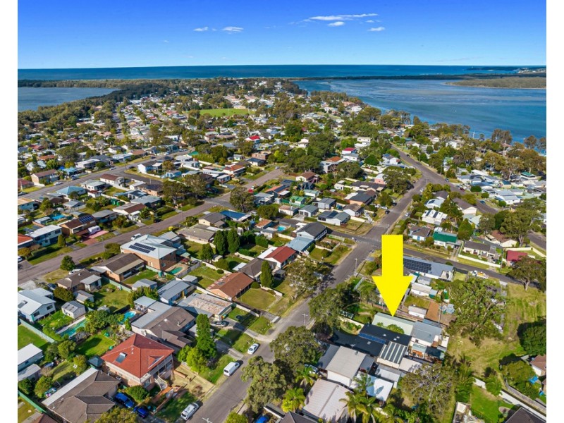 14 Laelana Avenue, Budgewoi NSW 2262