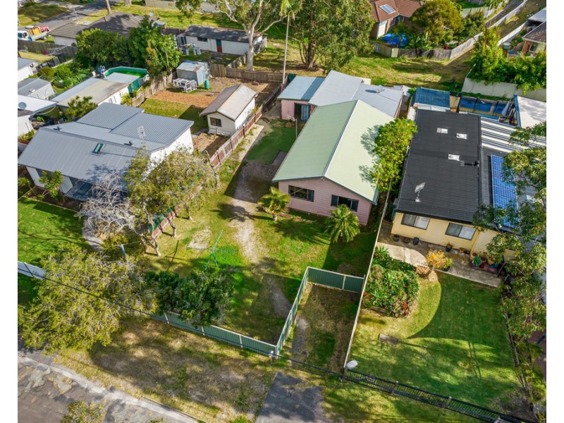14 Laelana Avenue, Budgewoi NSW 2262
